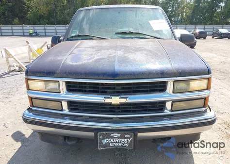 1998 Chevrolet C/K 1500 Silverado Fleetside z USA, uszkodzony, nr VIN 1GCEK19RXWE219566